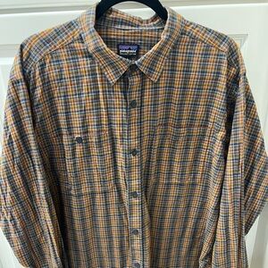 Men’s Patagonia Casual Button Down Shirt Large